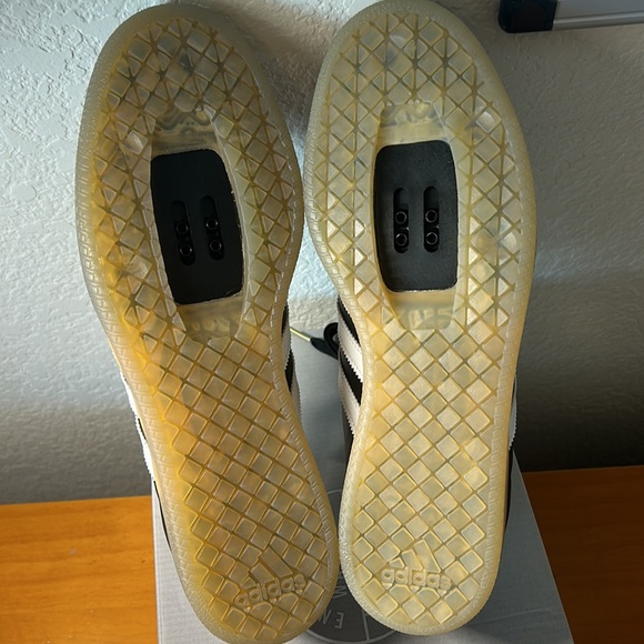 Adidas Velosamba Vegan cycling shoes GY5597, men’s US11 new in the box - Picture 7 of 9